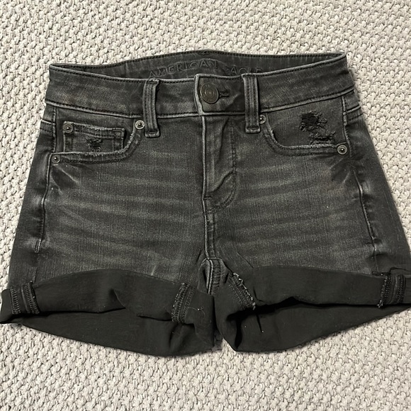 Black jean shorts - Picture 1 of 2